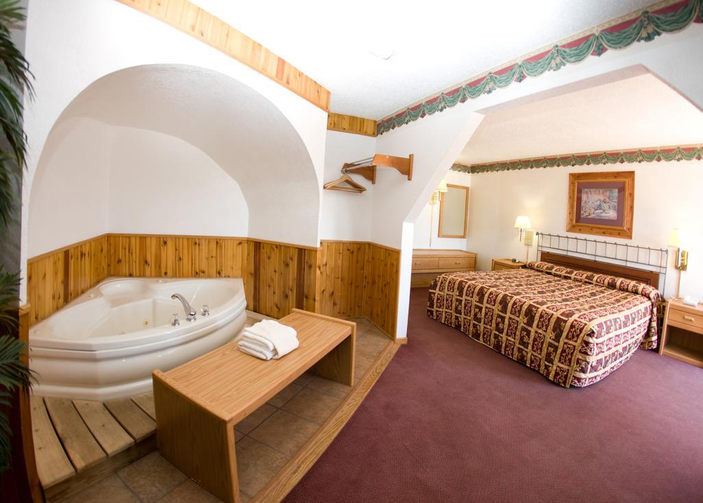 North Country Inn & Suites Mandan Exterior foto